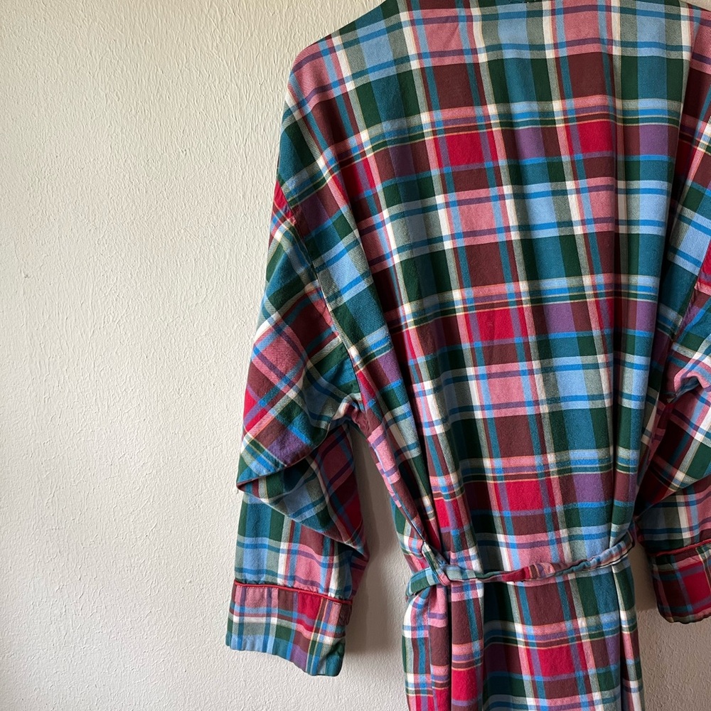 Victoria's Secret Multicolor Plaid Robe - Picture 5 of 5